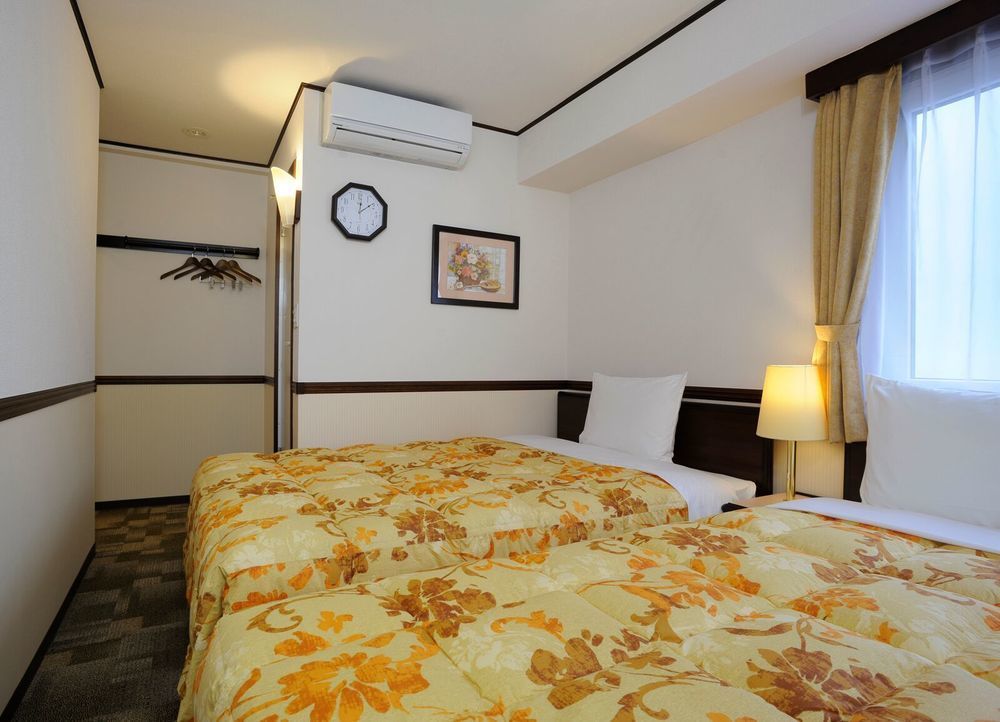 Toyoko Inn Jr Kobe Eki Kita Guchi Buitenkant foto
