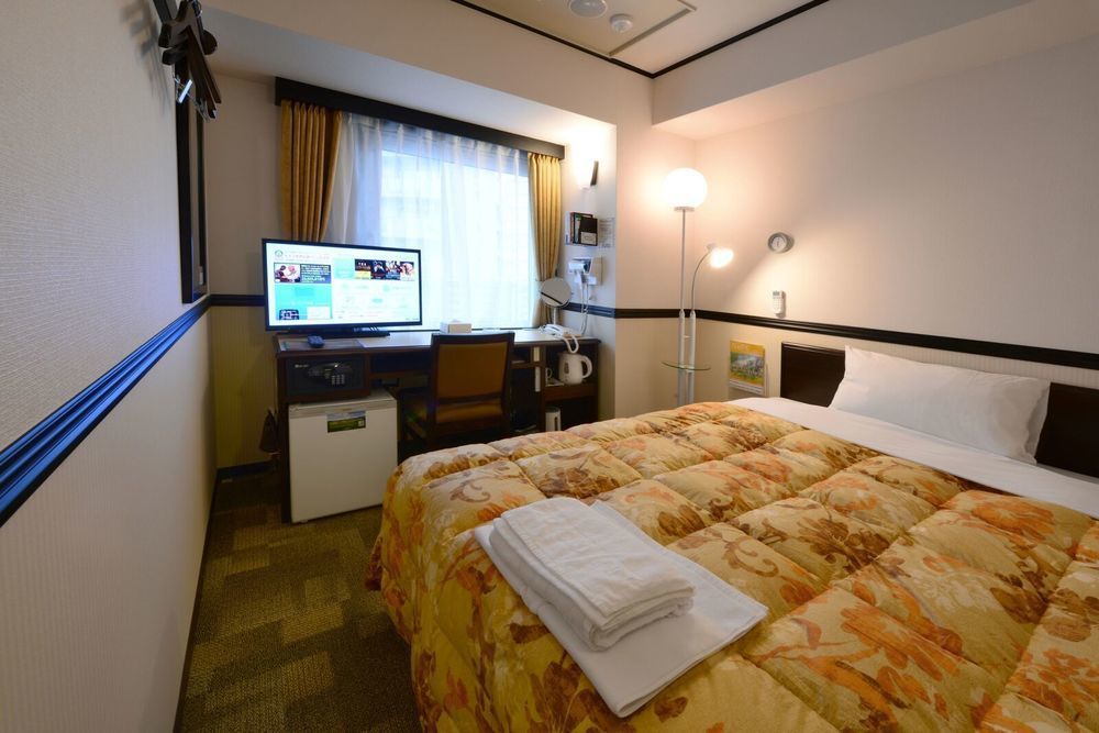 Toyoko Inn Jr Kobe Eki Kita Guchi Buitenkant foto